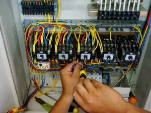 كهربائي حي العزيزية الرياض 0537062363